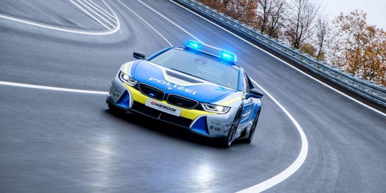 i8 AC Schnitzer auf Rennstrecke